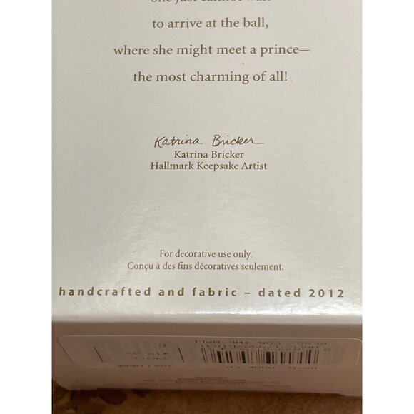 Hallmark Keepsake Ornament 2012 Ready For The Ball Disneys Cinderella Fabric Chr - Picture 3 of 3
